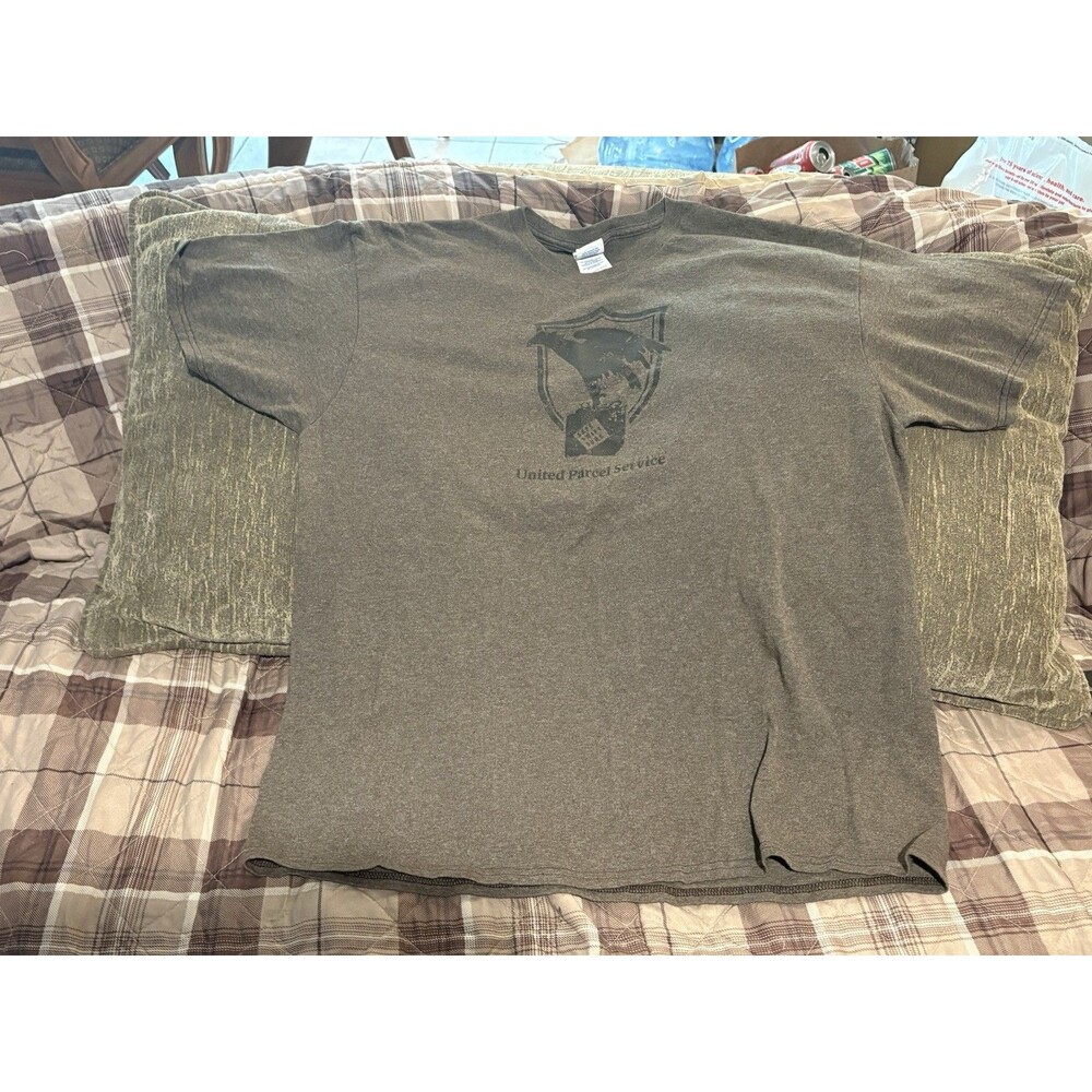 Vintage UPS United Parcel Service Eagle Shield Employee T Shirt XL Delta Brown